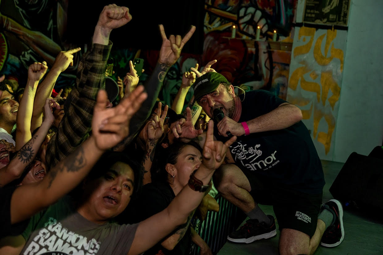 ETERNA INOCENCIA DESATA LA PASIÓN COLECTIVA EN SU PRIMER CONCIERTO EN EL MULTIFORO ALICIA