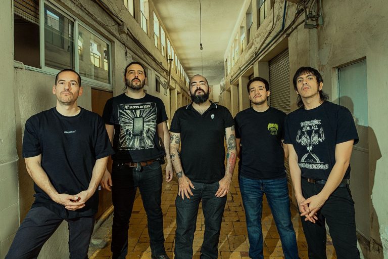 Hong Kong Blood Opera PRESENTA su NUEVO VIBRANTE SENCILLO 'Here's a Thought'