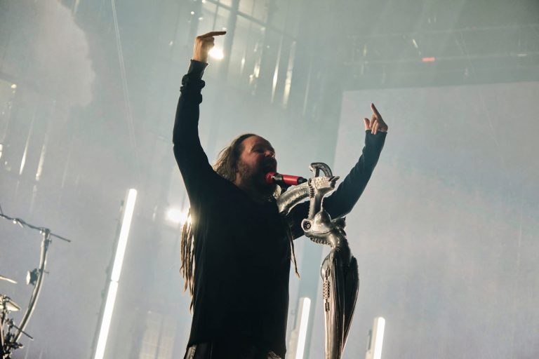 Korn en palacio de los deportes