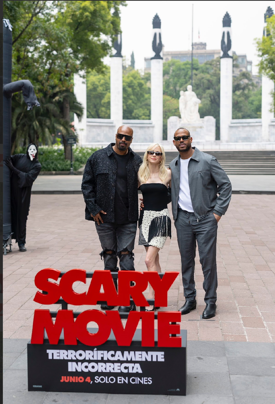 ELENCO DE SCARY MOVIE LLEGA A LA CIUDAD DE MÉXICO