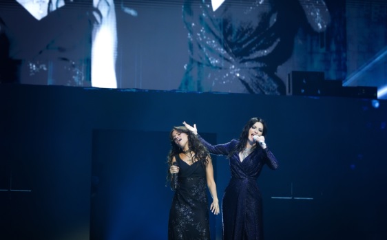 Laura Pausini y Camila Cabello se unen para interpretar 'Víveme'