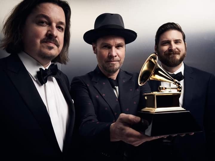 A7C844CD-4EBE-463F-9381-328242C2734E