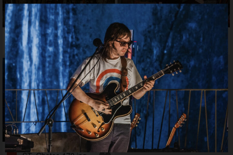 Chetes en streamtime desde Cola de Caballo en Monterrey