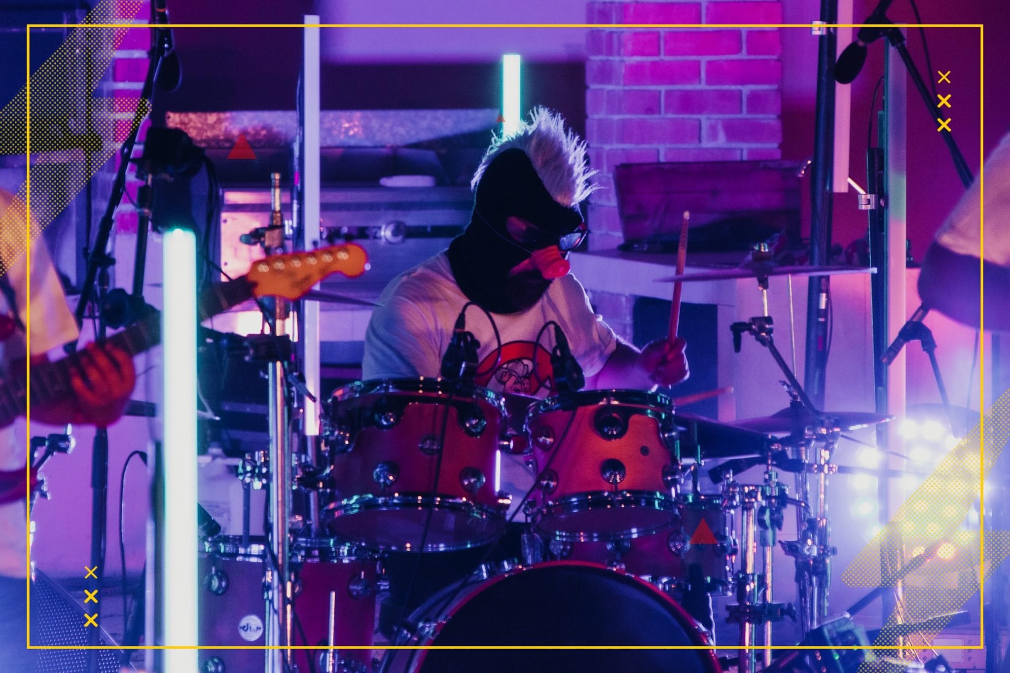 42681928-68CA-45DA-A595-66A6A6589CE2