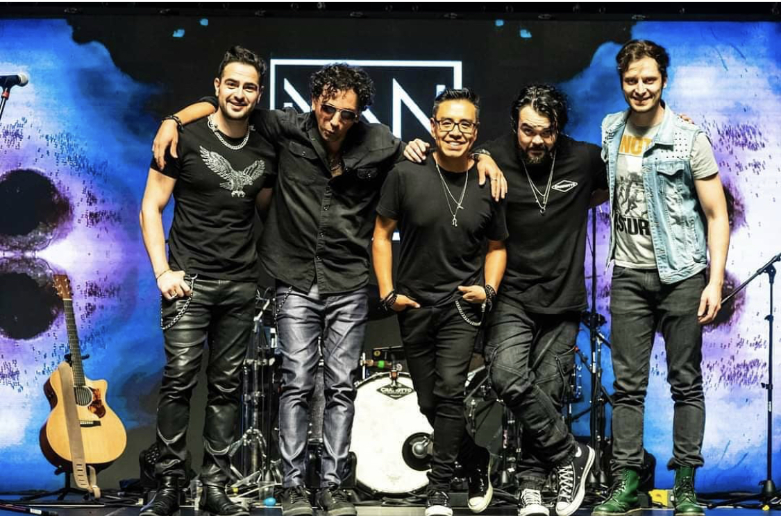 7C84B127-F590-44C4-8C00-D65E21AF9F4D