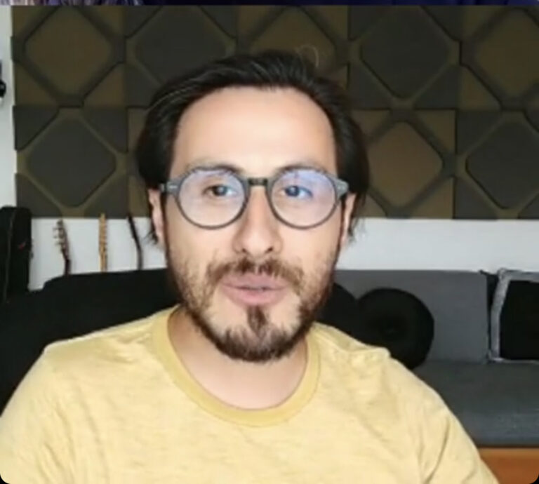 8CA0165F-F699-442C-9FA5-0221B5F72B92