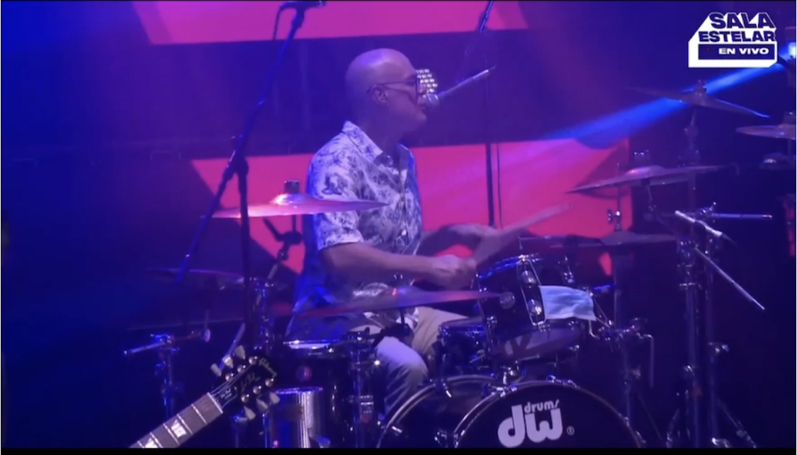 5306CF46-DF52-43AB-B73F-AE24ECE7E639