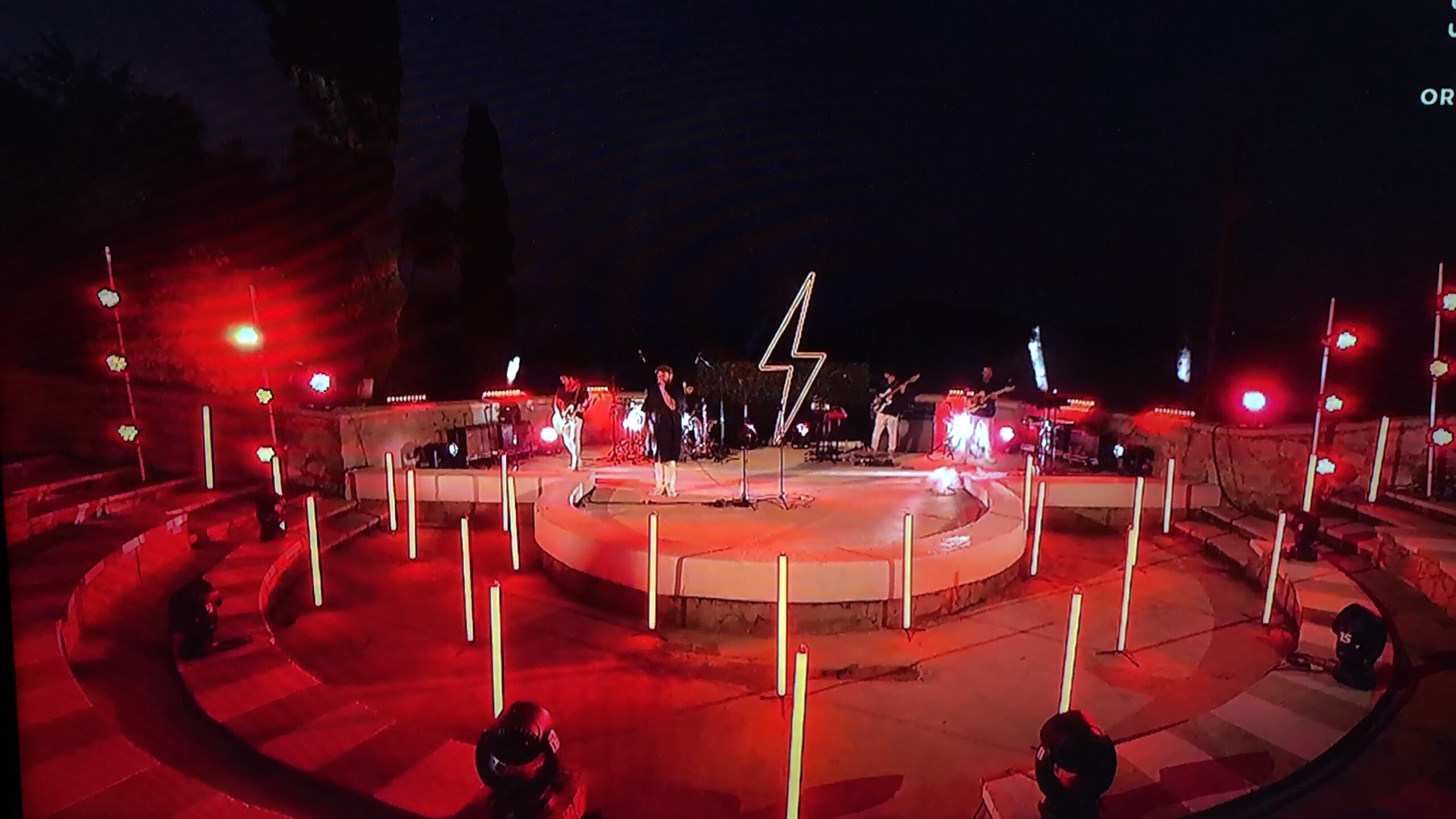 A6218B11-D81C-4FB1-A577-C5AA40E26F9A