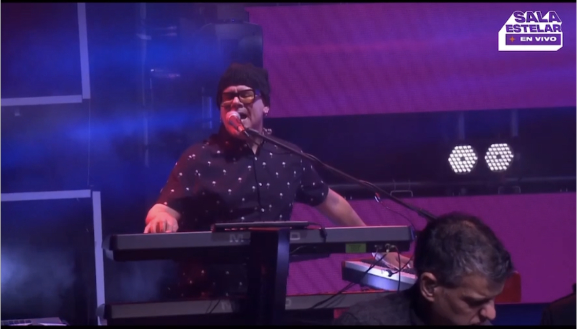 AEEF4221-26C2-4776-B6EE-5BF51334242A