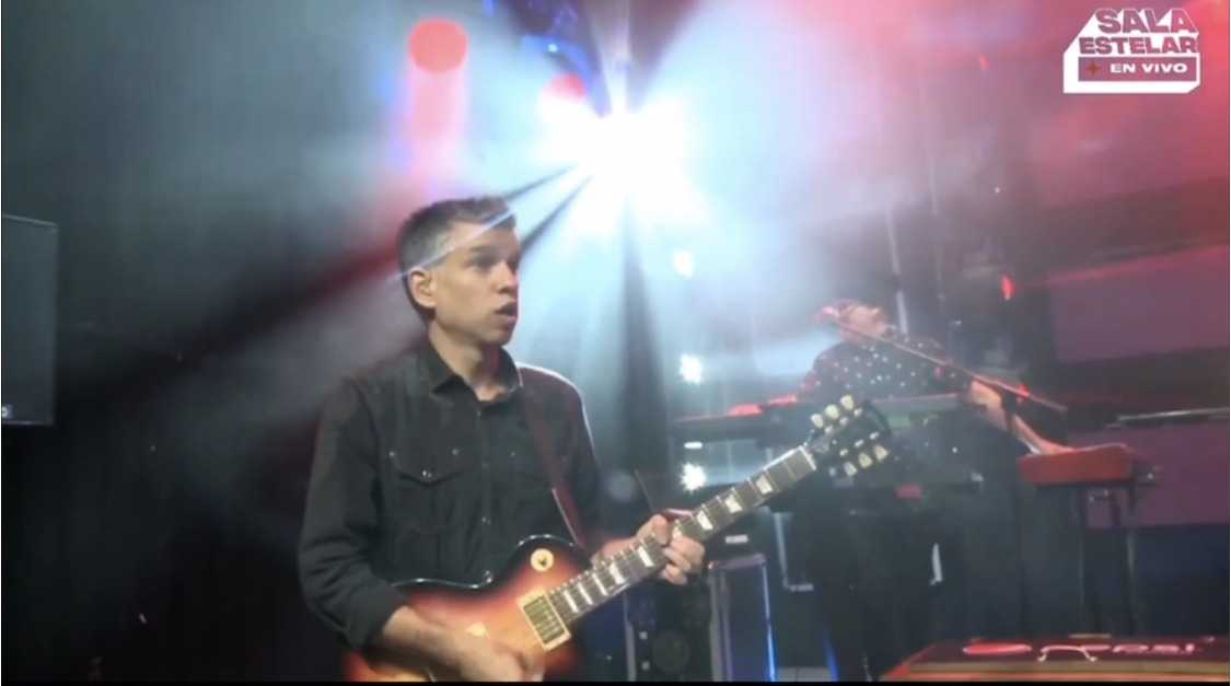 C0A34BAF-AB7A-488C-8794-9FD85A23D66D