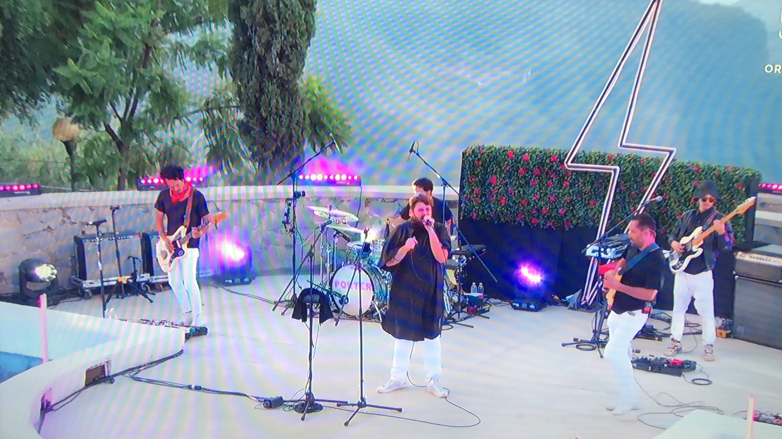 C7DECAAA-88FE-41AB-A4C3-7A3B2C76000A