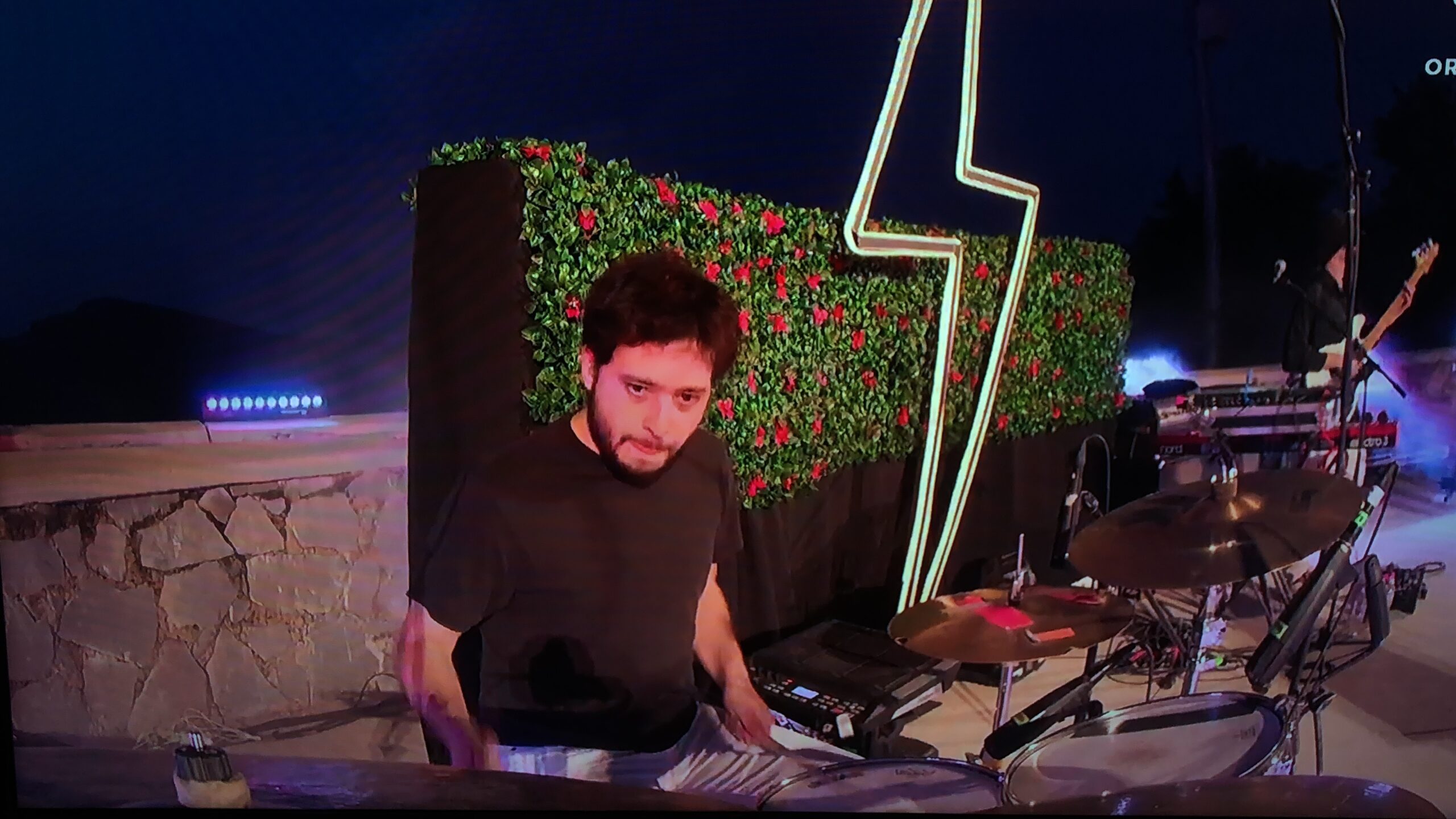 F5819082-EC3A-41EF-880D-B2E090D68C71