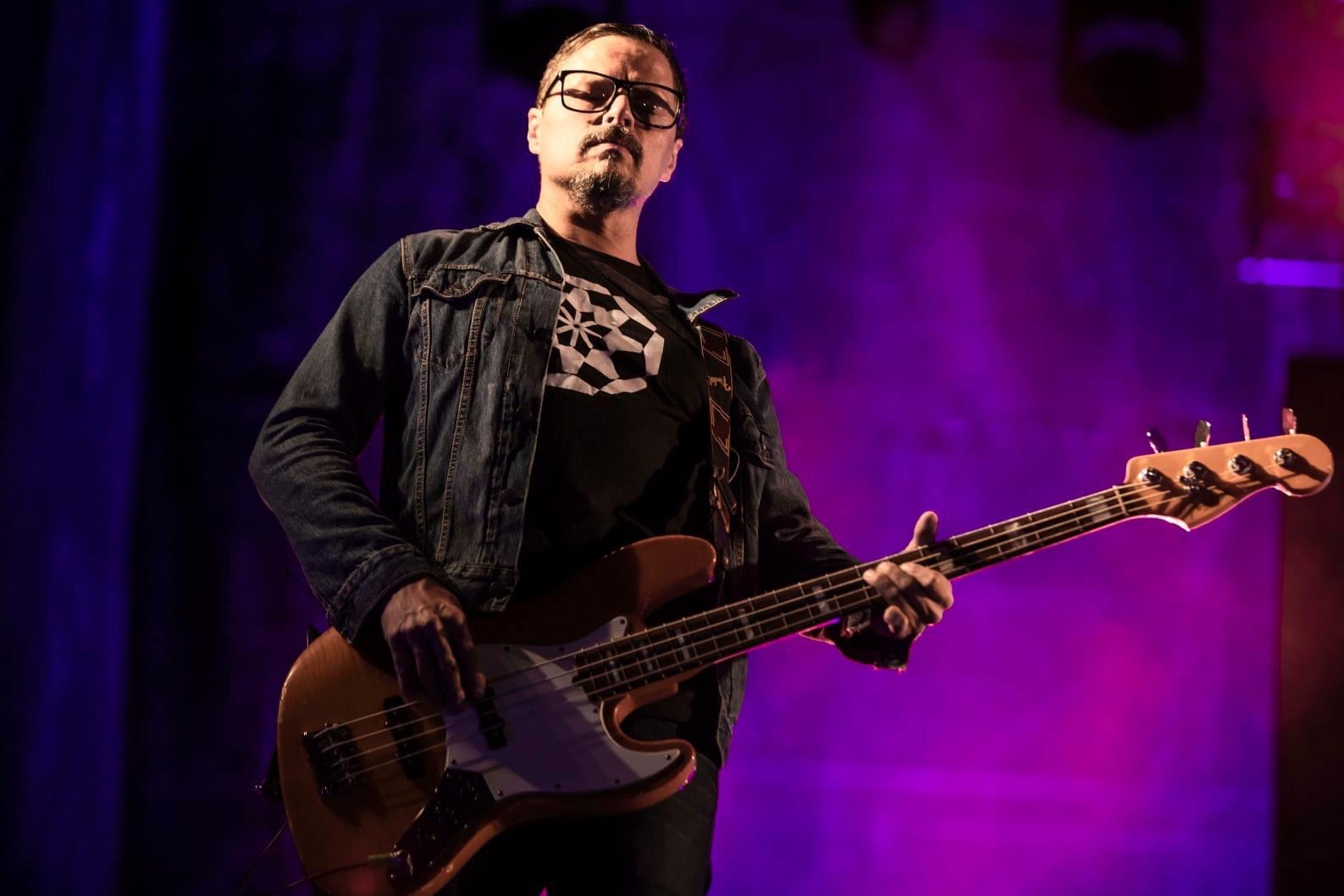 42D09155-9EB5-41FB-9530-3920C193293E