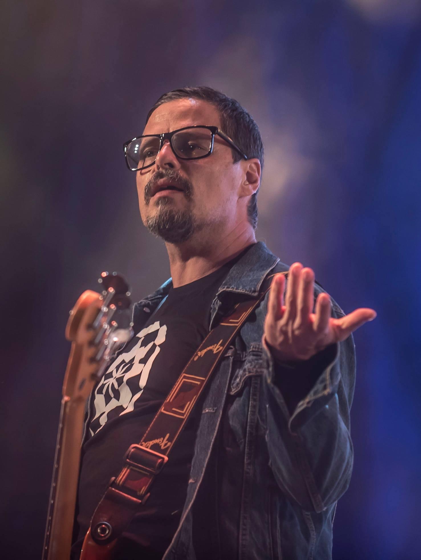 8DC17A49-ED25-4DEE-A302-52C050AA9F99