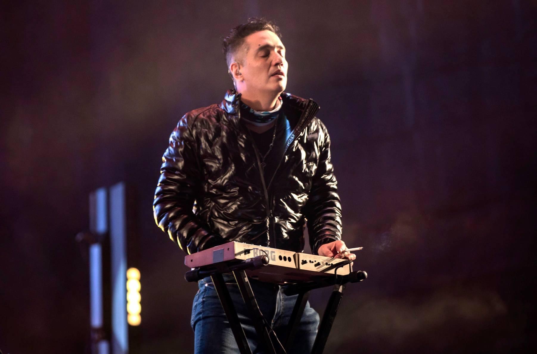 90B7328A-0DEA-4ACD-9BD8-BFD0E3AA637A