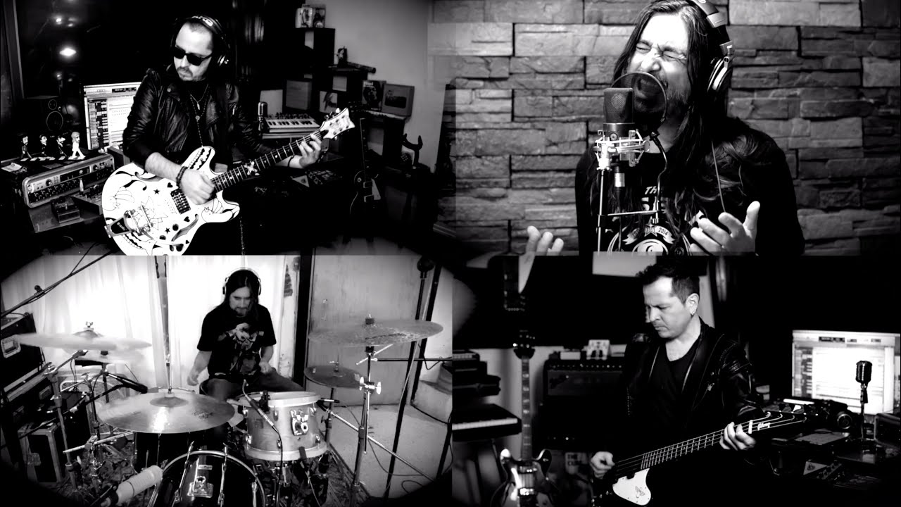 AlfonsoAndré_ShakeDogShake_01