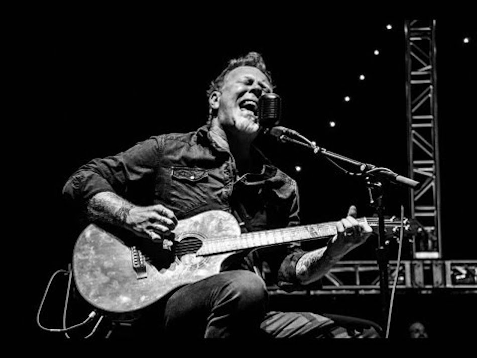 Metallica_AcousticShow_01