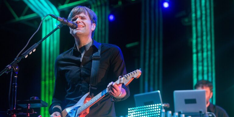 ThePostalService_EverythingWillChange_01