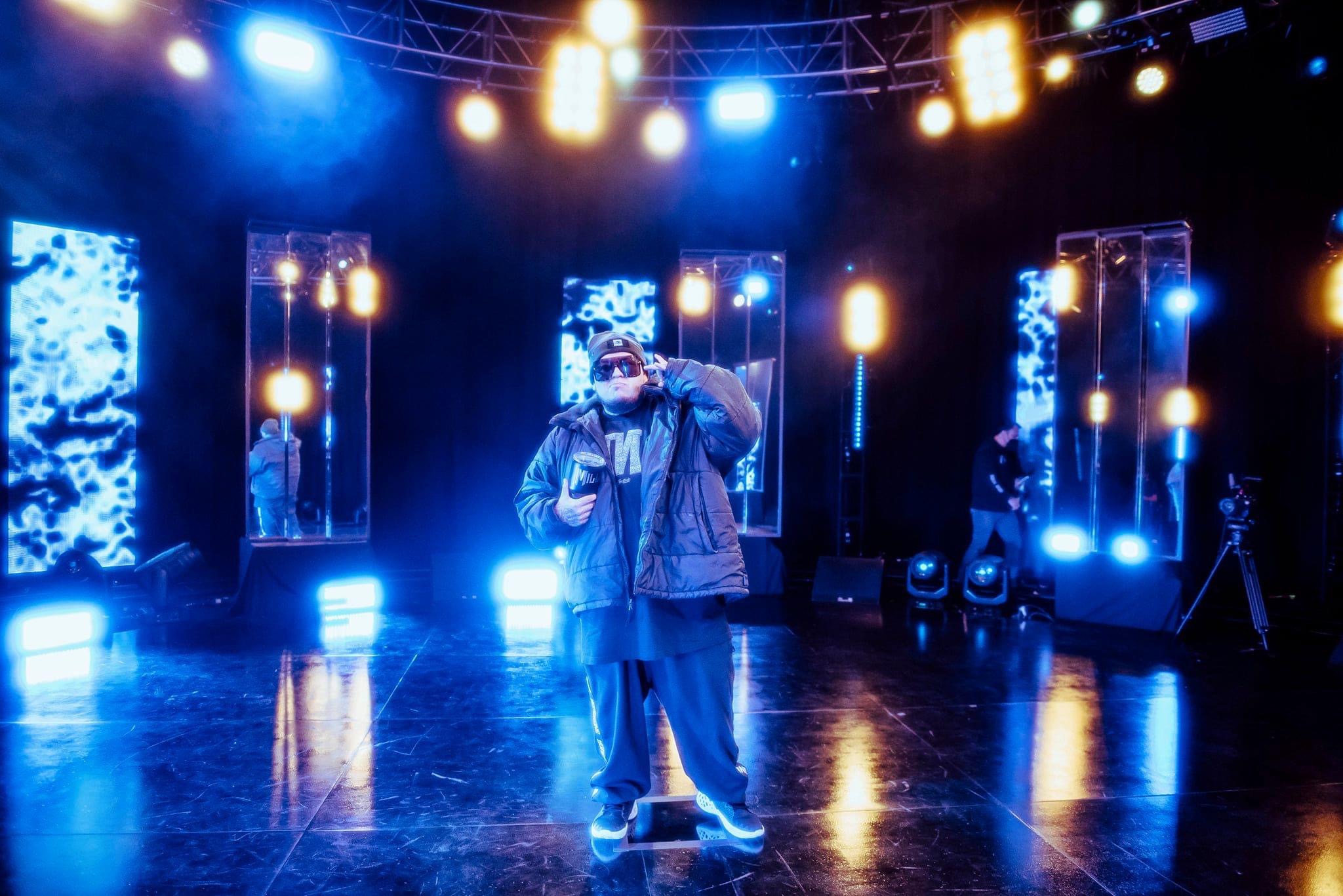 AA781EE5-6C58-4B80-964E-C53D7ADE7924