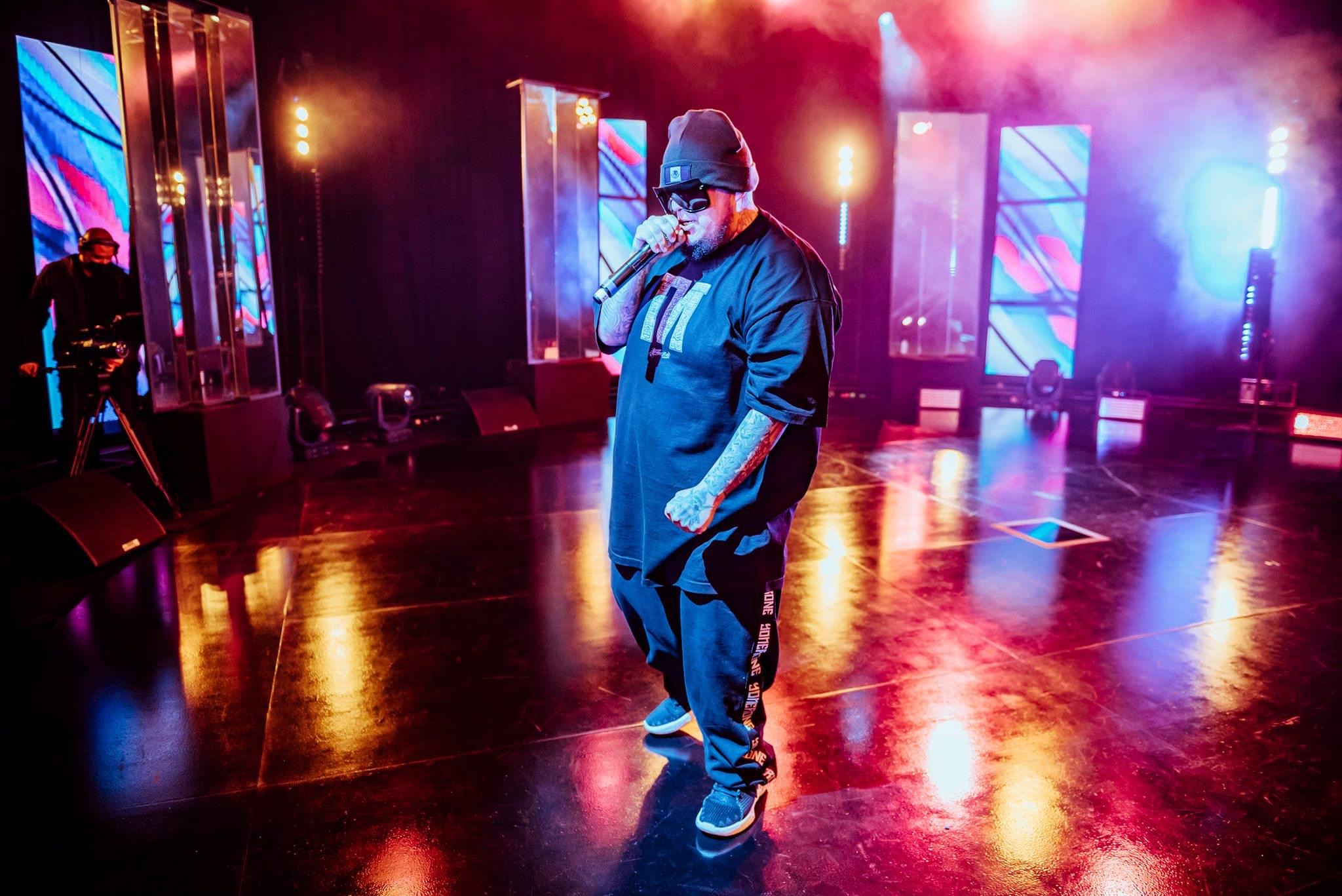 C82B71ED-B5F2-4C17-9284-8C37A844130A