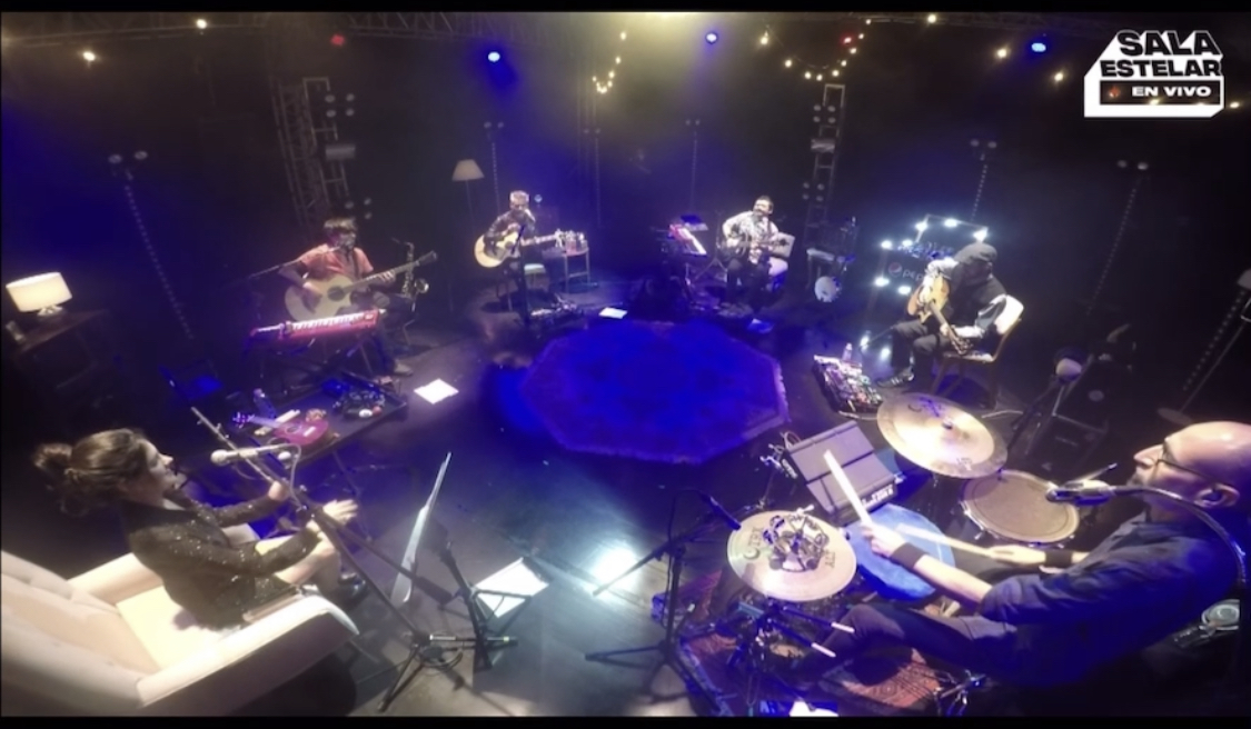 9077BEB8-B63B-403C-86F5-CDAD3749C99B