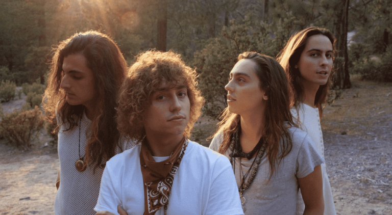 GretaVanFleet_HeatAbove_01