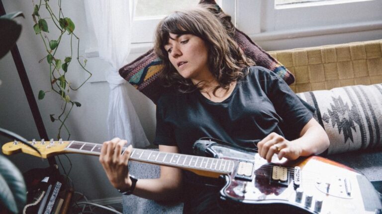 CourtneyBarnett_