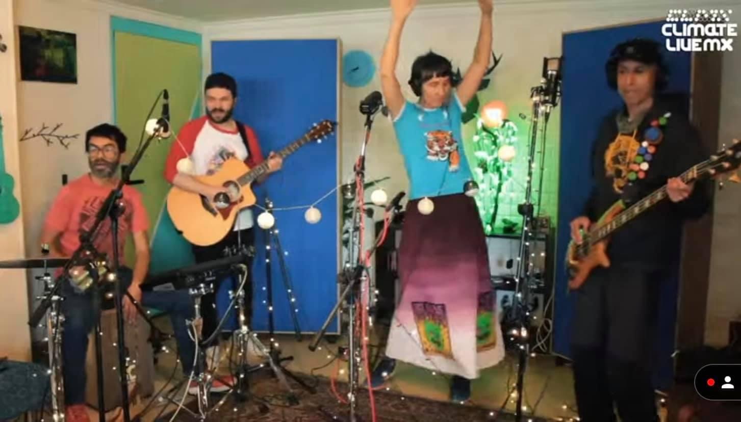 C2093D53-0ED5-4B9B-9A34-3A34D5752196