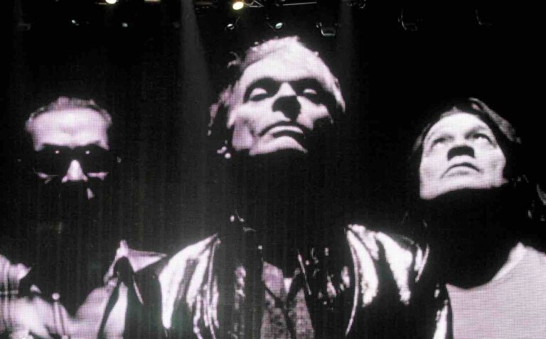 5BDB1E75-34AA-4C05-AAF6-E538F7A21841