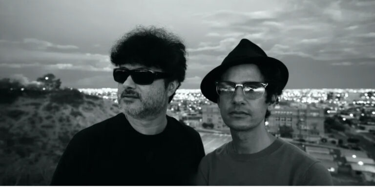 F6811C8C-6A85-4A74-BD54-695CBA36E34B