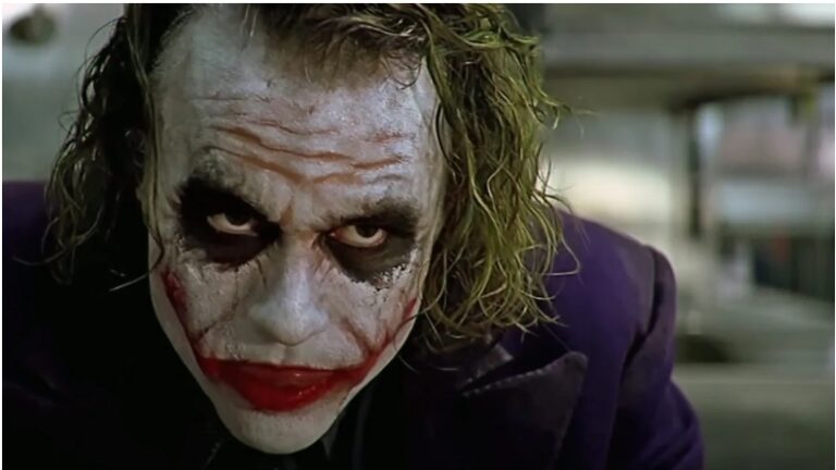 Joker la verdadera razón por la que Heath Ledger se lamía los labios