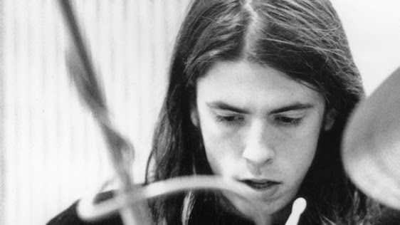 demo previa a Foo Fighters de Dave Grohl para 'Mountain of You