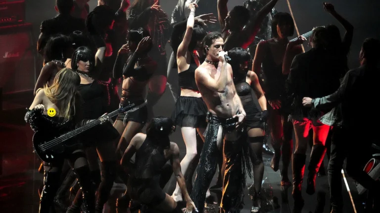 FDD1DC2F-8C05-4648-8E77-4D1724BEB887