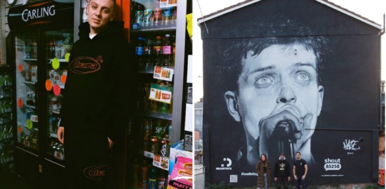 mural en honor a Ian Curtis de Joy Division