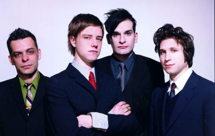 nterpol comparte 'The Black EP'