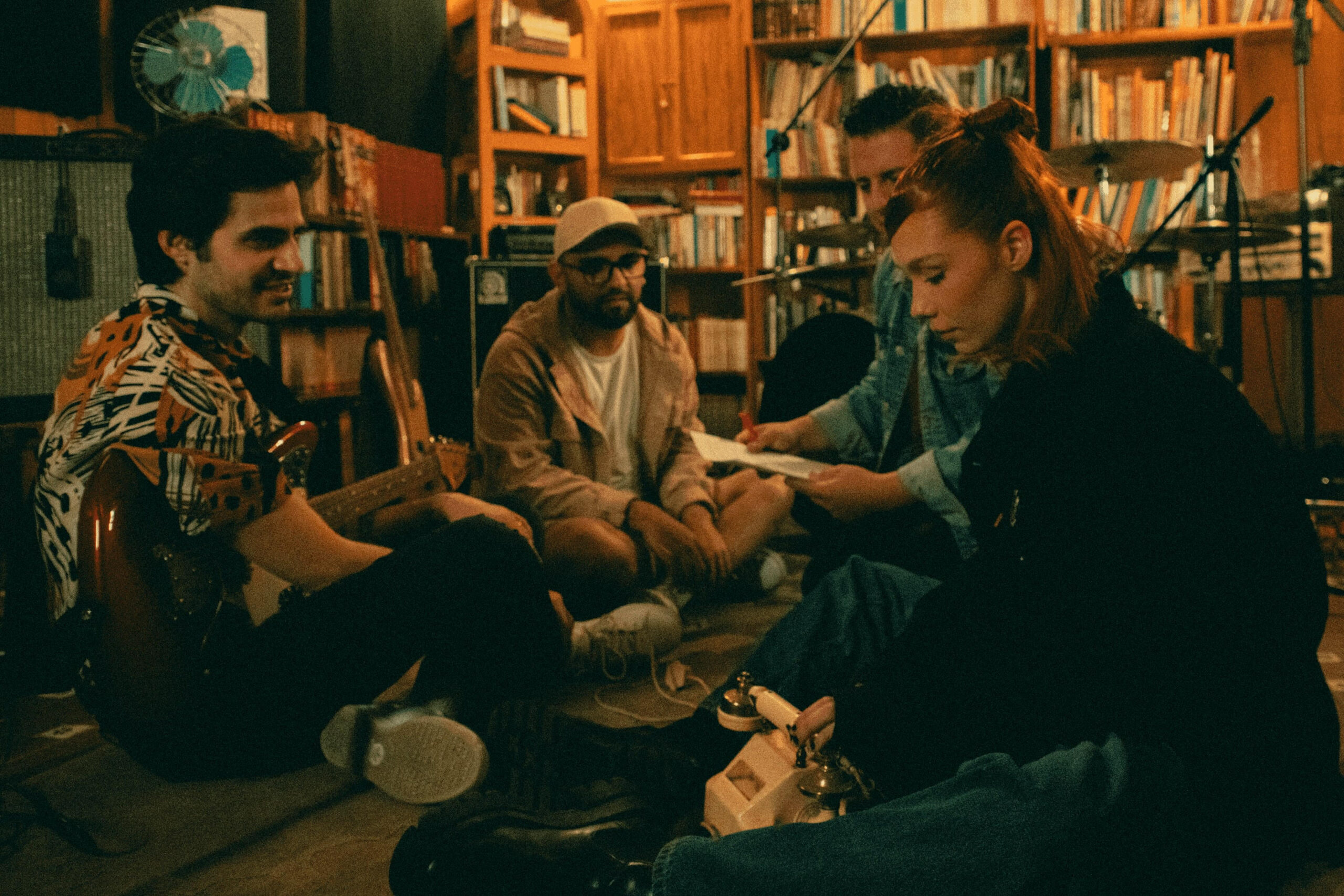 Autocinema estrena videoclip junto a Roberta Damián para su nuevo sencillo Tokio