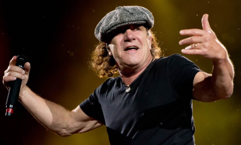 Brian Johnson de ACDC publicará su autobiografía