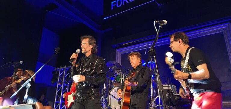 888B1774-F2E9-4D7E-B51C-C9290AE8A94B