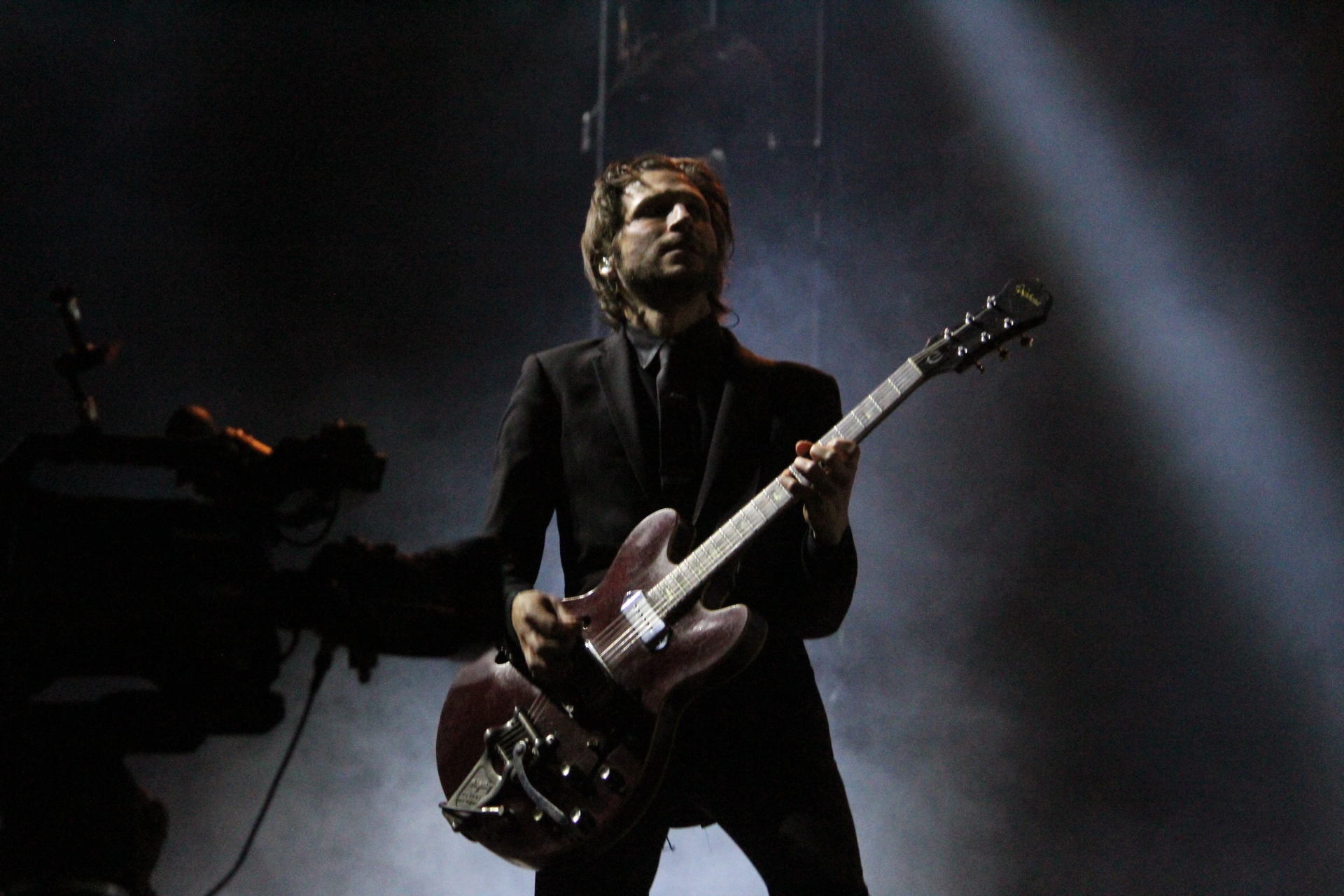 INTERPOL THE WORLD IS A VAMPIRE (14)