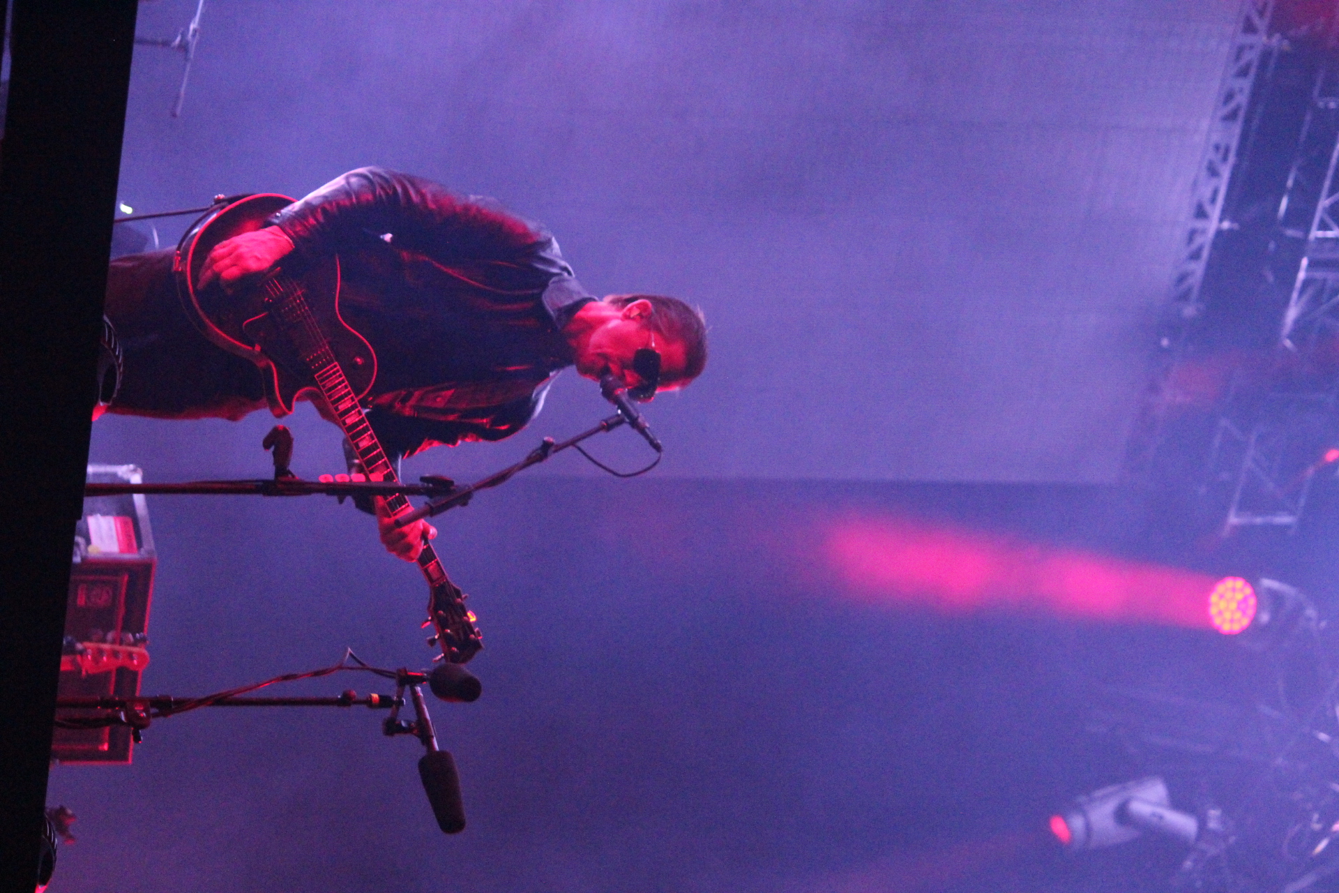 INTERPOL THE WORLD IS A VAMPIRE (38)