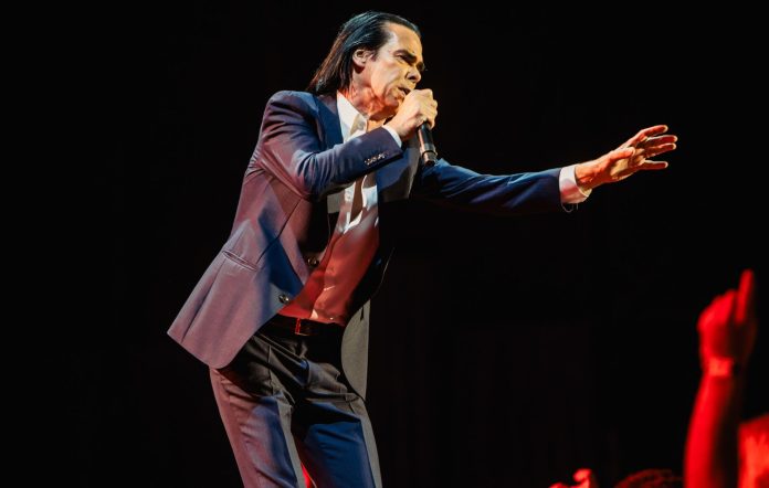 Nick Cave rinde tributo a Mark Stewart de The Pop Group