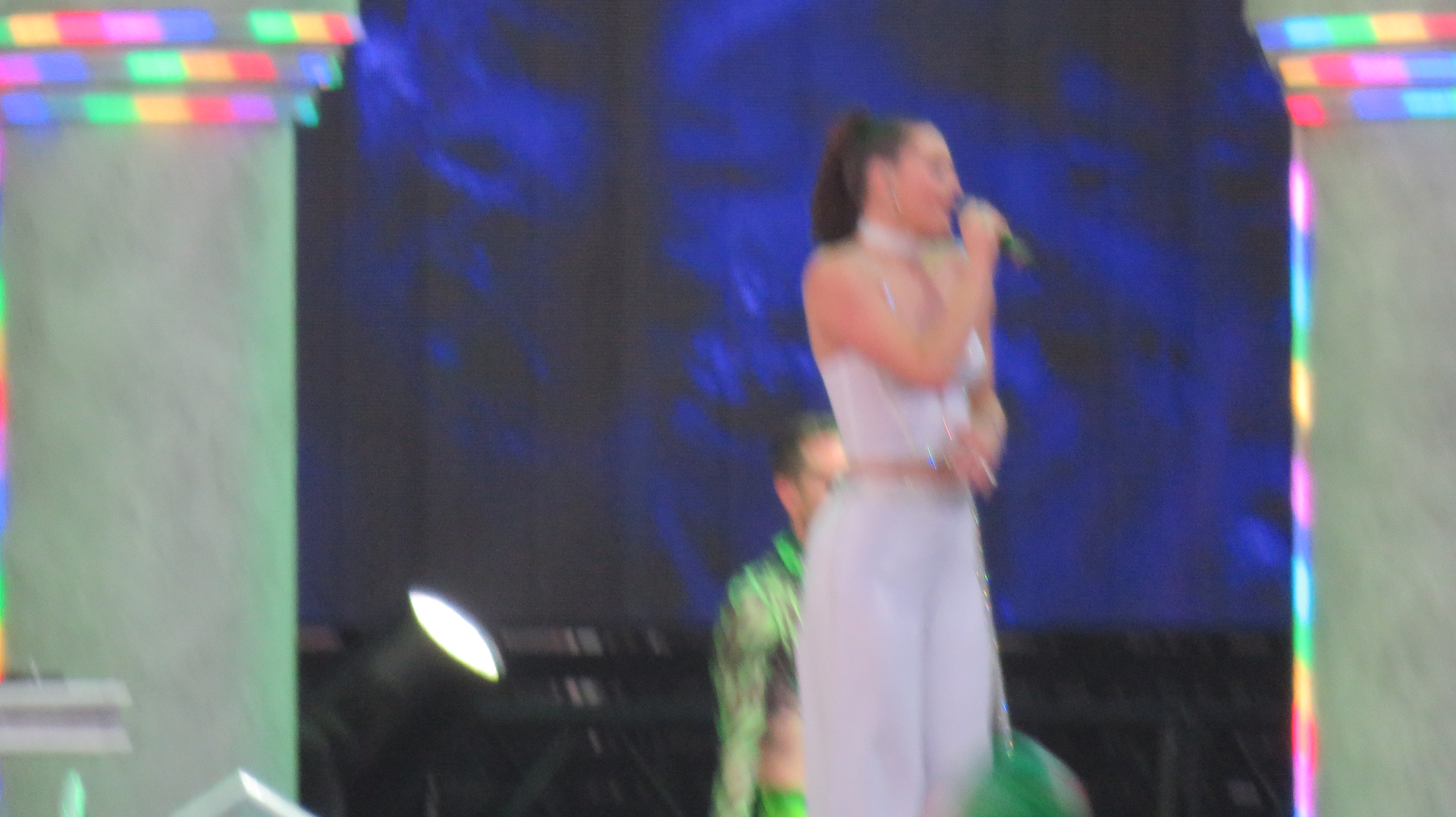 Sofi Tukker en Coachella 2023 (18)