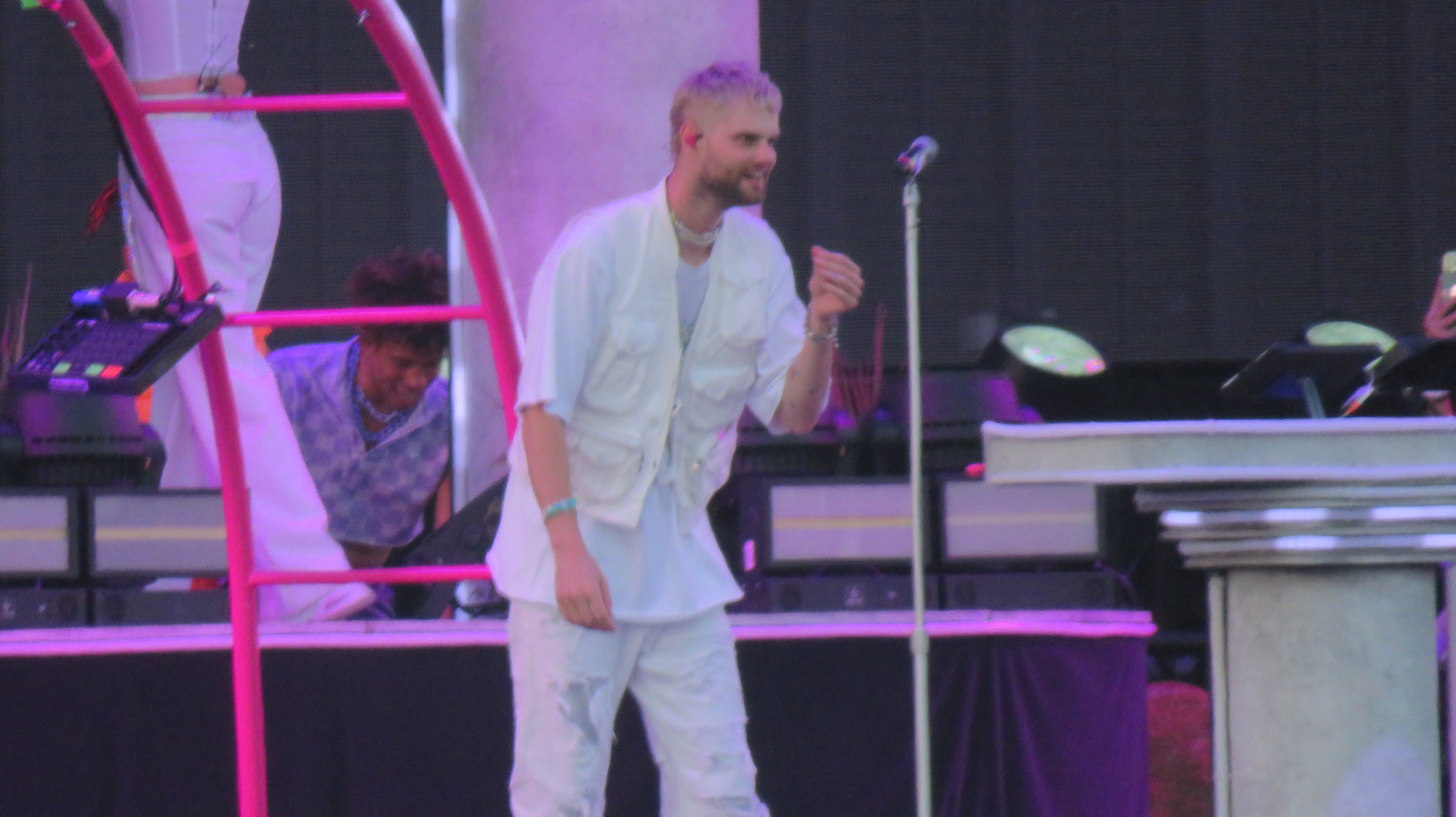 Sofi Tukker en Coachella 2023 (25)