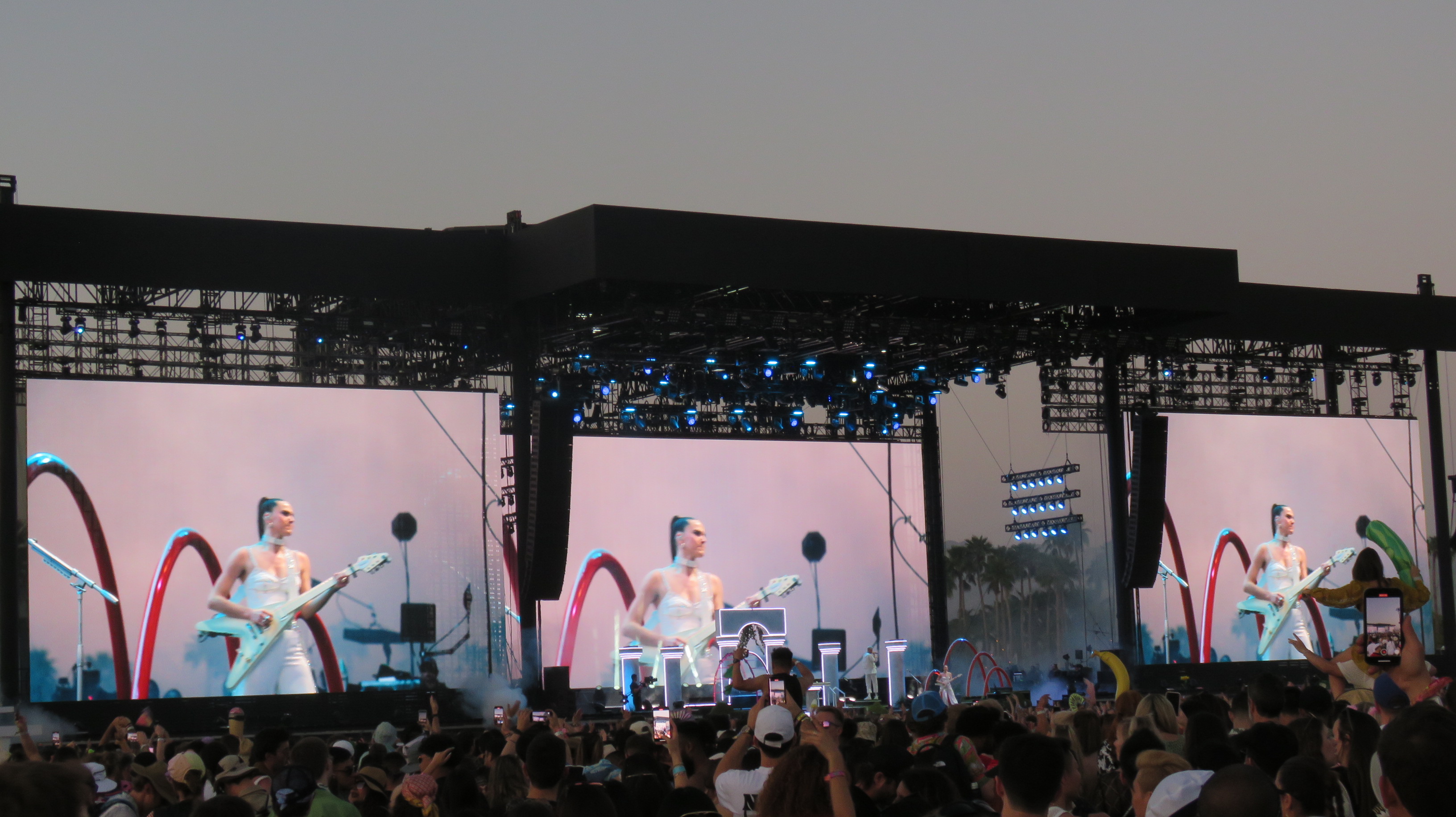 Sofi Tukker en Coachella 2023 (4)