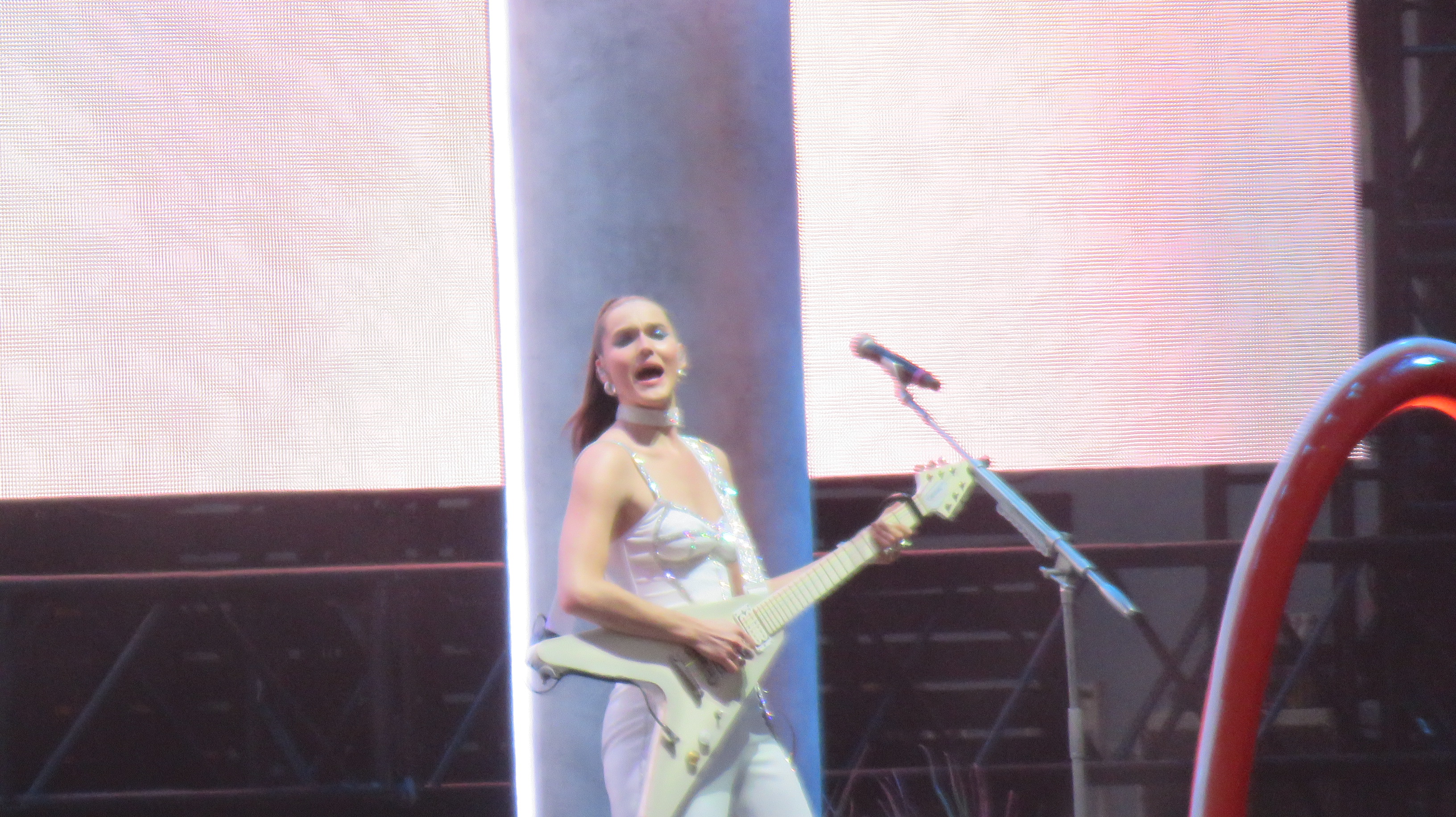 Sofi Tukker en Coachella 2023 (7)