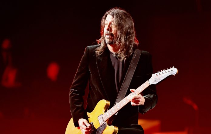Escucha un adelanto de otro nuevo sencillo de Foo Fighters