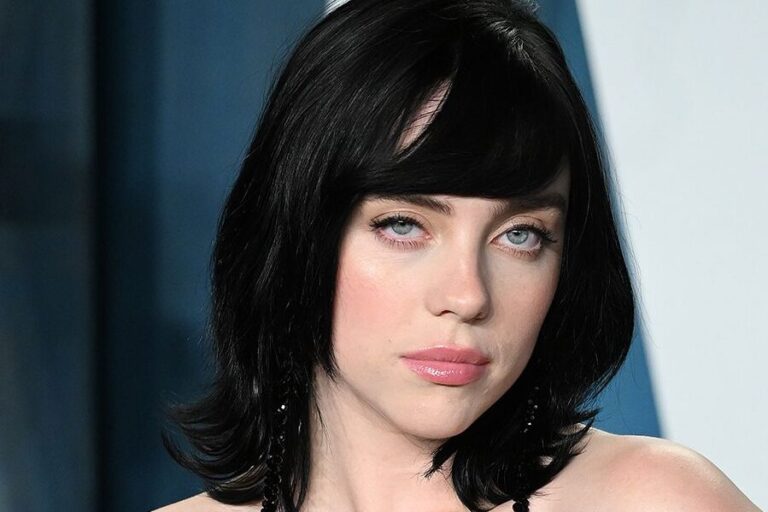 Billie Eilish revela qué canción la hacía llorar y liberar su angustia