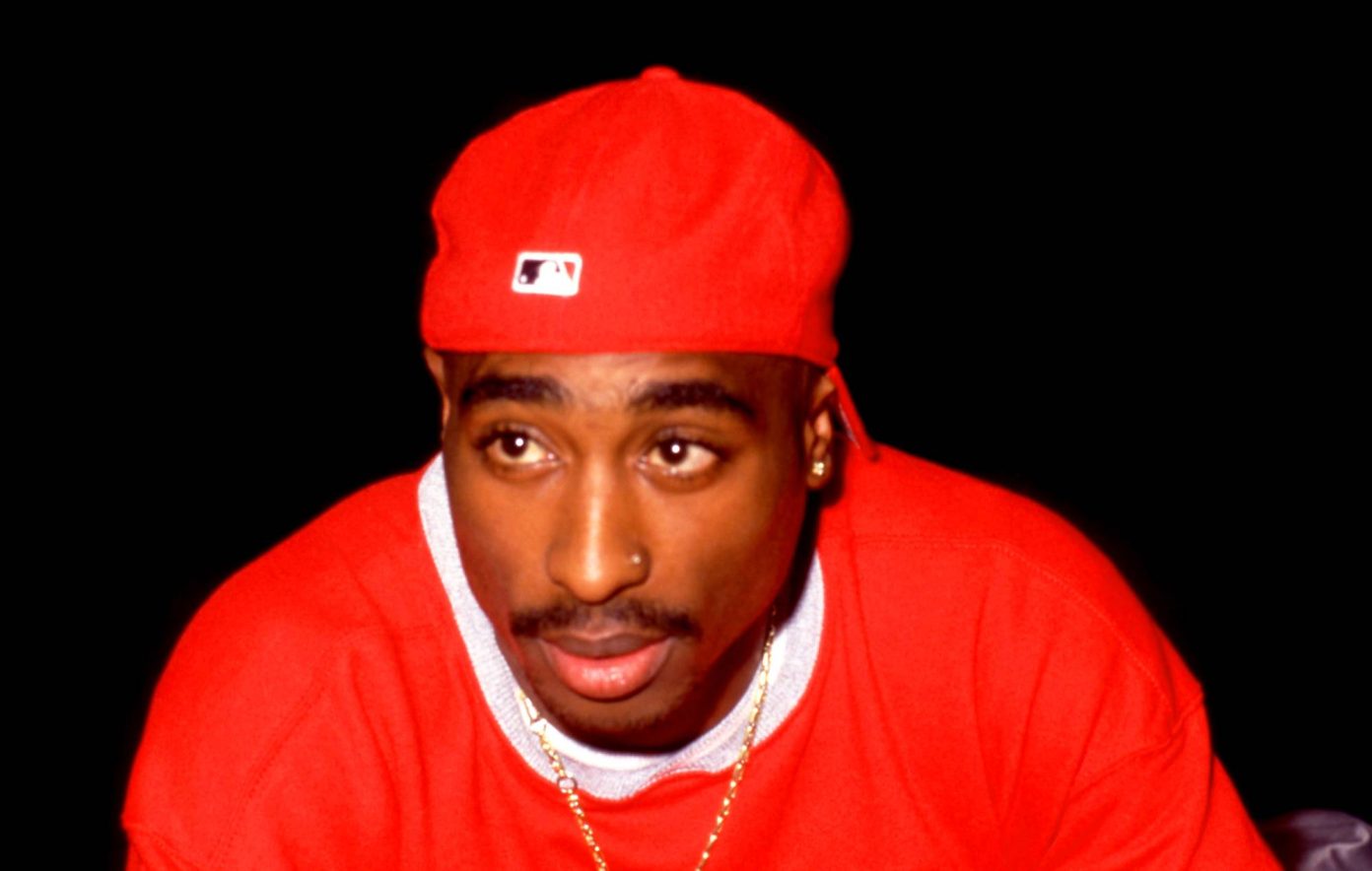 Hombre arrestado por dispararle a Tupac Shakur desde un vehículo en 1996