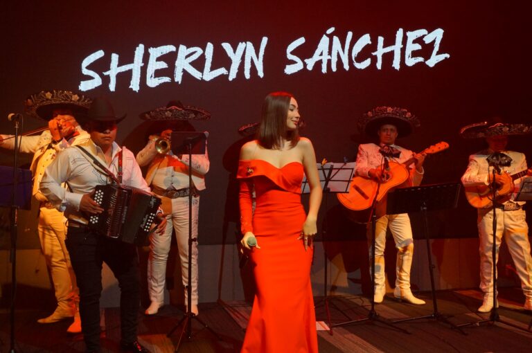 Sherlyn sanchhez (7)