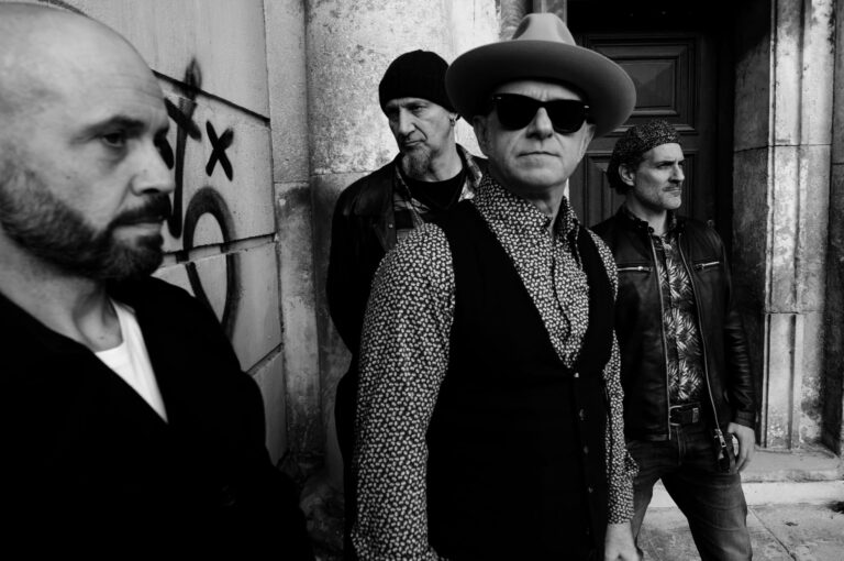 BANDA B&W